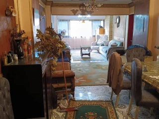 شقة للبيع بعزبة النخل بالقاهرة