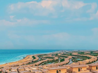 شاليه للبيع في قرية telal في العين السخنة بالقرب من الجلالة