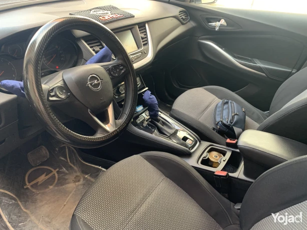 opel-grand-land-x-big-1