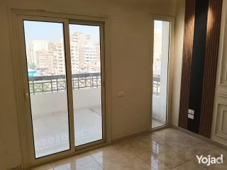 شقه للبيع بمدينه نصر
