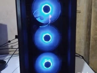 Pc 6750xt للبيع