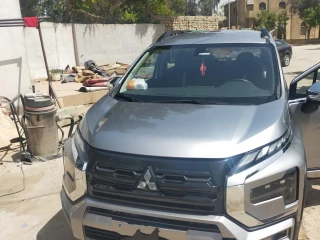 ميتسوبيشى اكسبندر كروس 2025 للبيع
