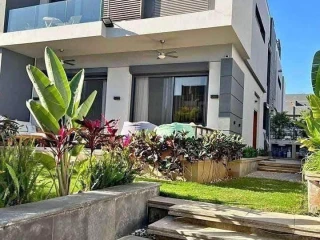 من #LaVista ڤـيلا Town House #كورنر في امـيـز لوكـ