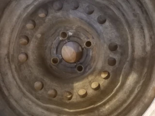 جنط حديد مستعمل للبيع في أكتوبر سيارة دايو
