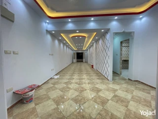 شقه للبيع في العصافره خطوات من البحر