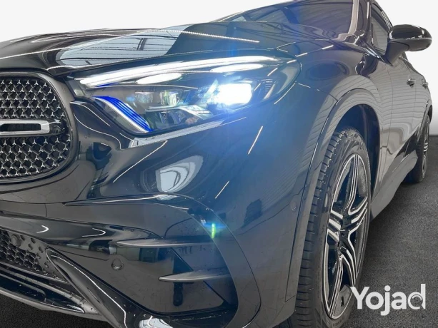 mercedes-benz-glc-200-coupe-4m-amg-2025-big-8