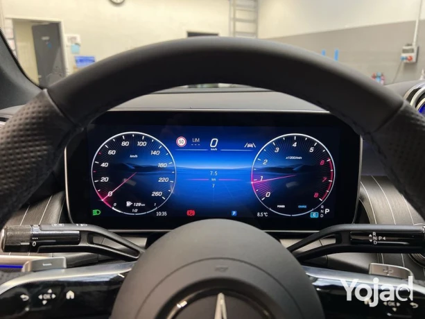 mercedes-benz-glc-200-coupe-4m-amg-2025-big-1