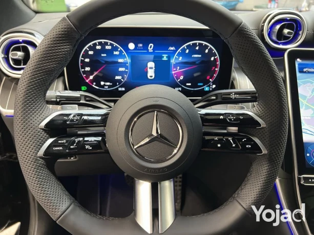 mercedes-benz-glc-200-coupe-4m-amg-2025-big-3