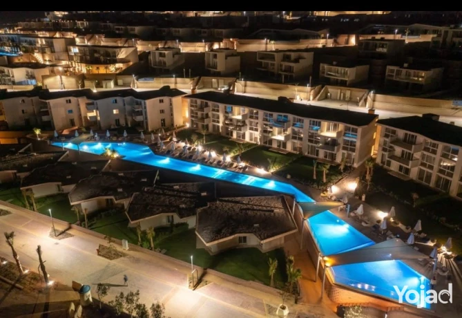 shalyh-2-ghrf-aaly-albhr-fy-almont-alglal-fy-alaayn-alskhn-big-6