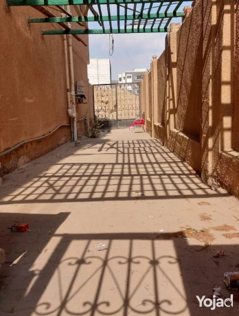 shkh-llbyaa-bmdynh-alaabor-375mtr-big-3