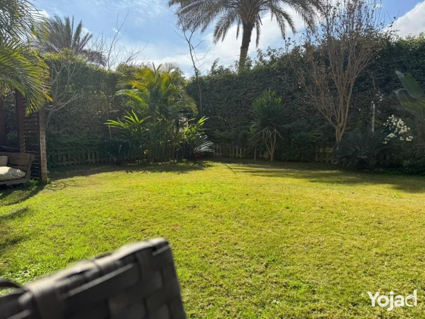villa-for-sale-at-compound-le-rois-big-9