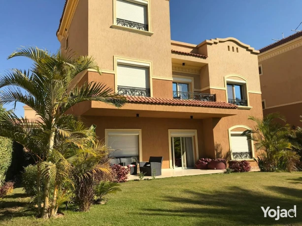 villa-for-sale-at-compound-le-rois-big-1