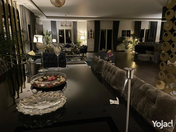 villa-for-sale-at-compound-le-rois-big-3
