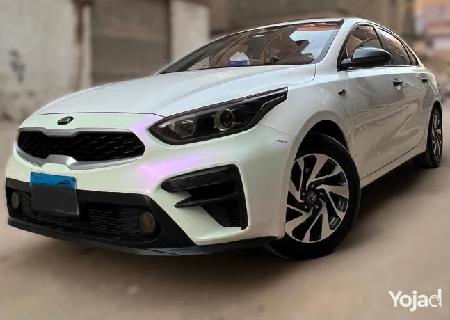 grand-cerato-2021-big-11