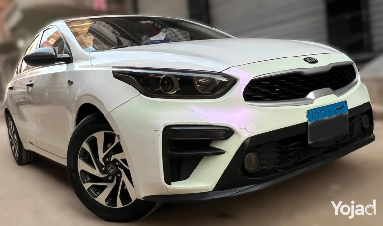 grand-cerato-2021-big-7