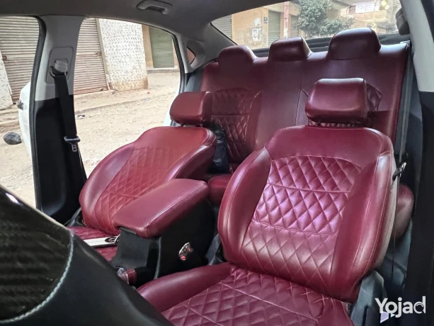 grand-cerato-2021-big-10