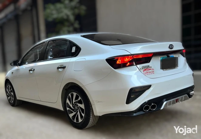 grand-cerato-2021-big-12