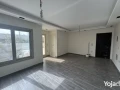 shkpenthouse-astlam-fory-lkt-kmbond-galleria-moon-big-1
