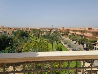 أسلوب حياة راقٍ وموقع متميز وراحة ورفاهية.