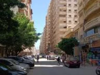 شقه لقطه للبيع في سموحه