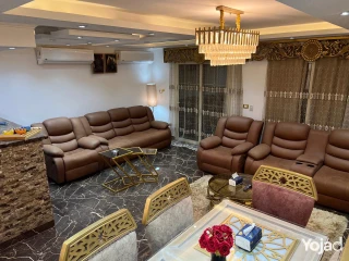 شقه مميزة للايجار اليومى والشهرى بالمهندسين تانى نمره من شها