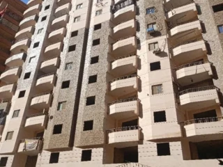 شقه في النزهه ٢ للبيع