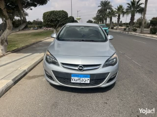 Opel Astra 2019 turbo 38km