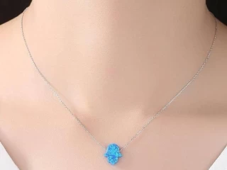 Preety necklace