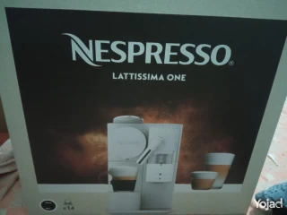 Nespresso lattisima one