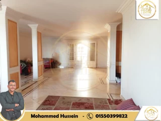 شقة للايجار 300 م فى منطقة ستانلى الوكيل محمد حسين