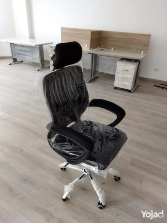 krsy-mktby-modrn-office-chair-big-2