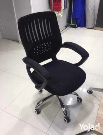 krsy-mktby-modrn-office-chair-big-4