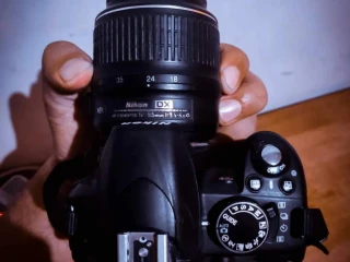 كاميرا نيكون دي 3100