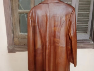 لمحبي الفخامة بالطو جلد ضاني 100