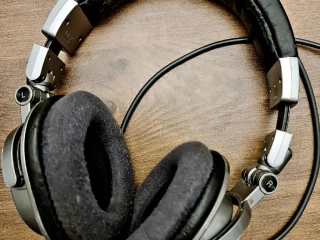 سماعات Audio technica m50x over ears