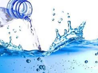 مياه معدنية للبيع نحن وكلاء للمصنع