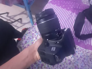 كاميرا 700d